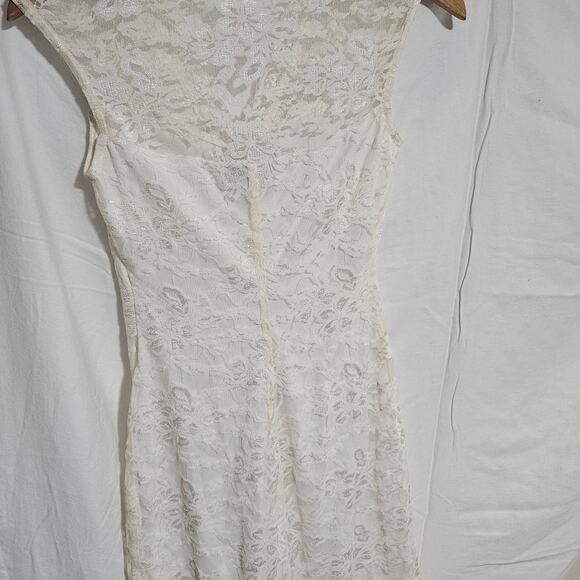 Size 2 3 off white‎ b - Picture 3 of 3